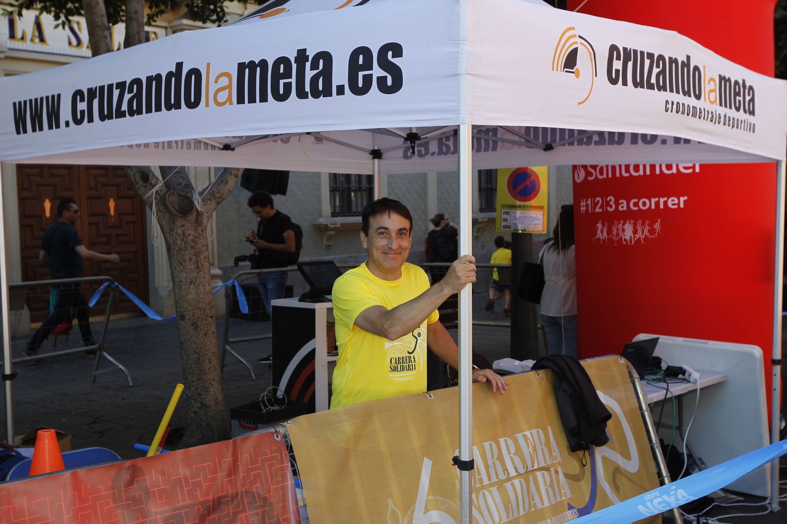Fotogalería carrera atletismo popular enfermedades poco frecuentes. La Salle Almería