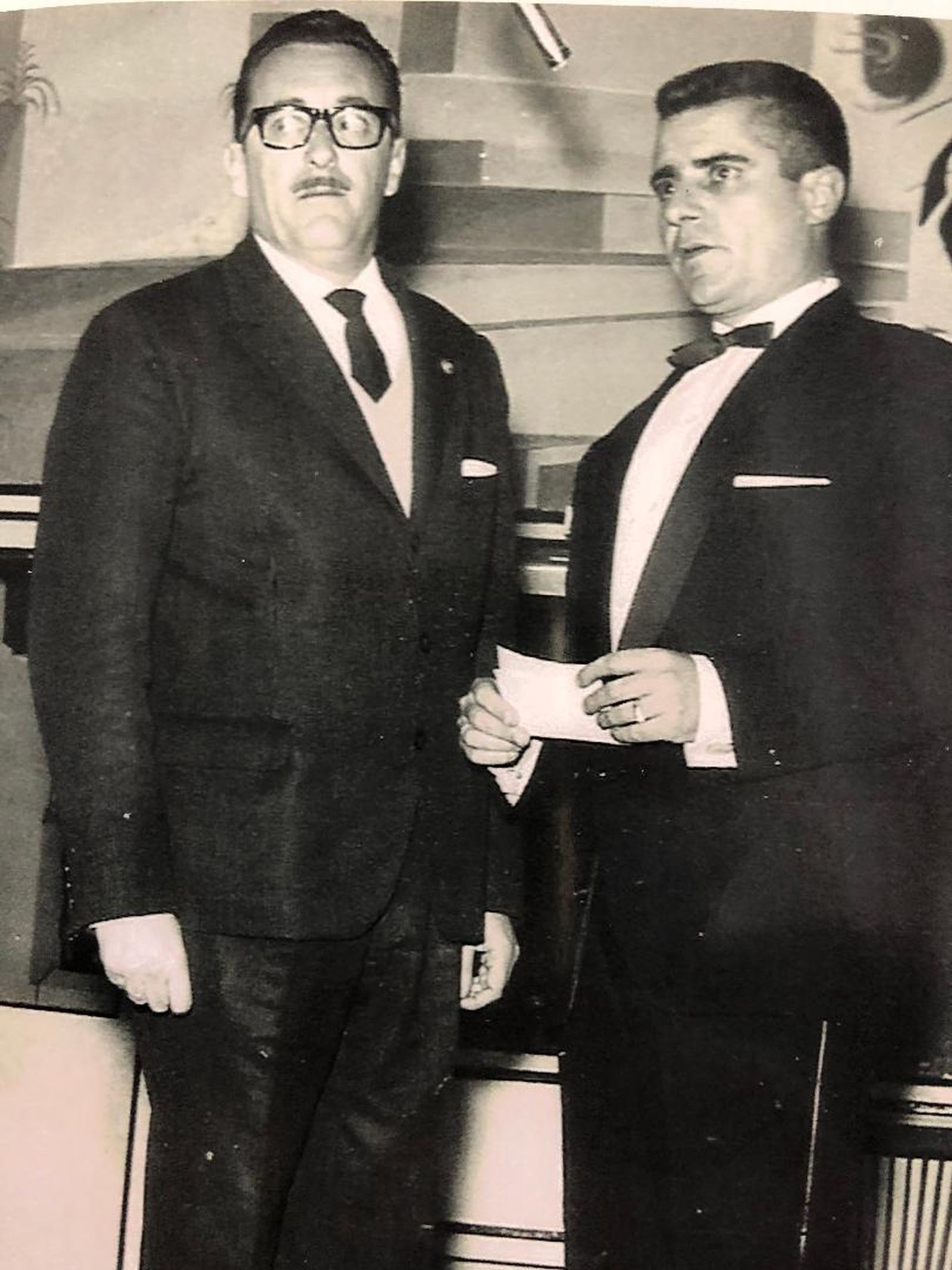 Enrique Márquez y Enrique Treviño, en la primera época de su trayectoria profesional en RadioJuventud.