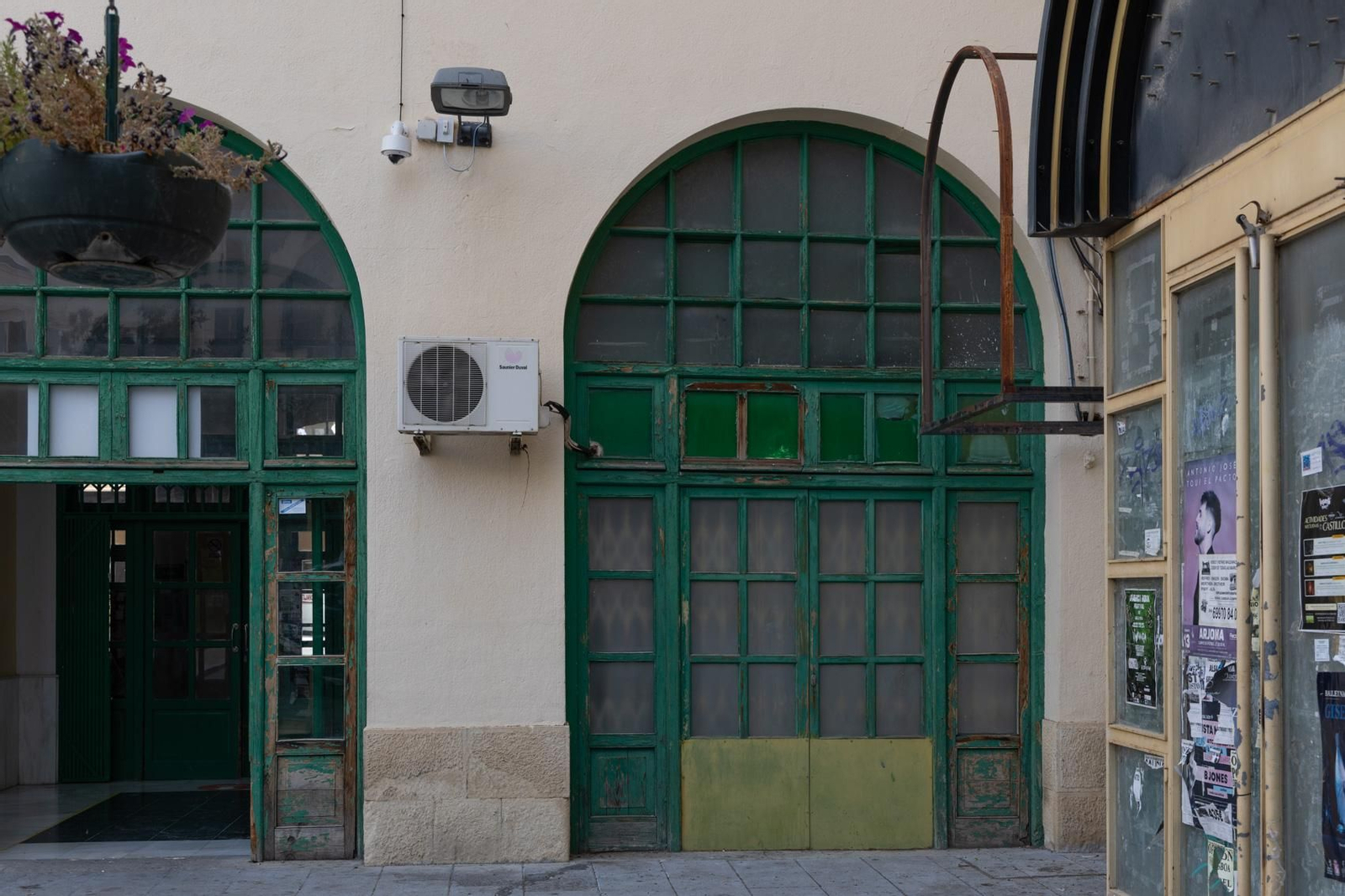 Estado actual de la estación de autobuses de Jaén, en imágenes
