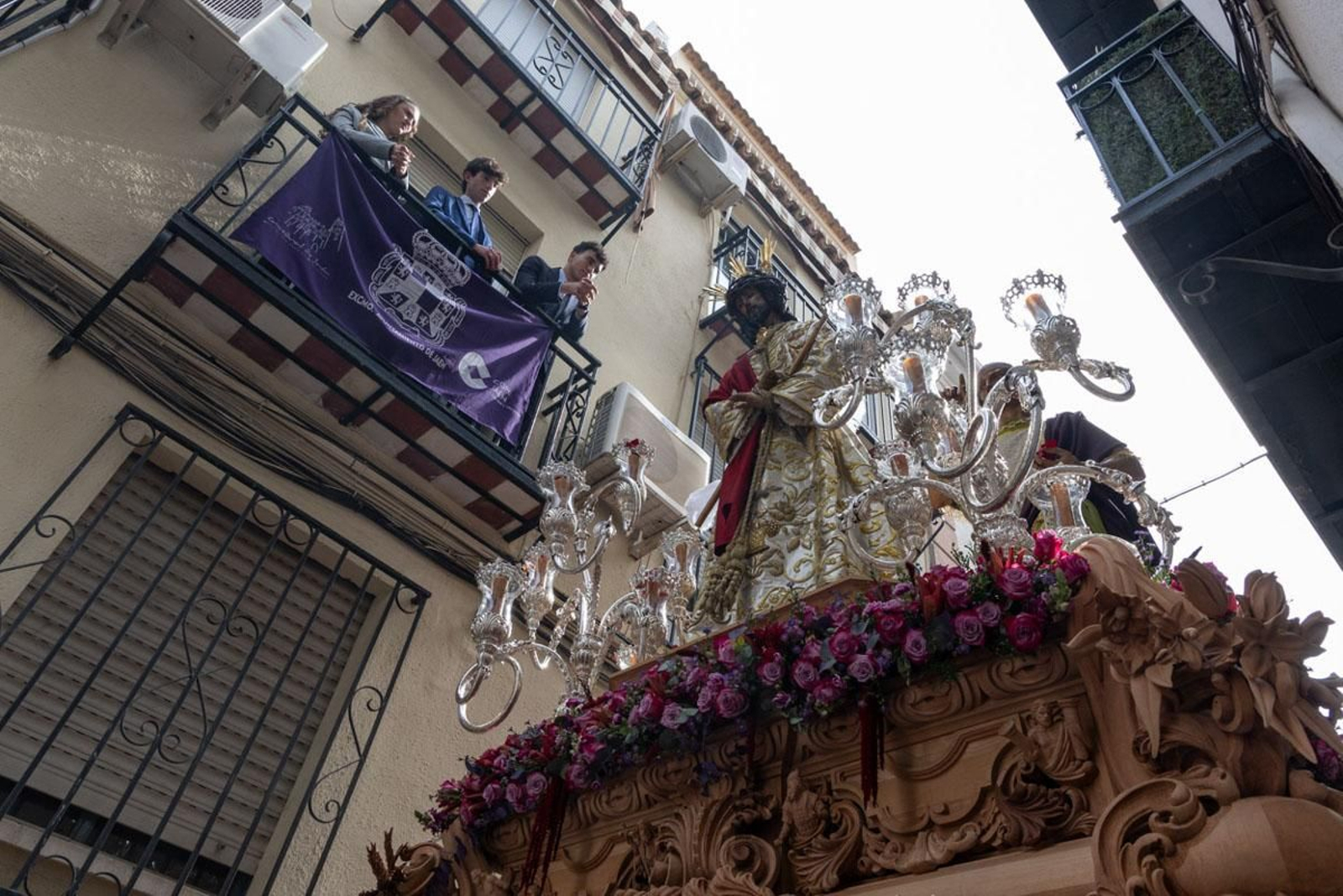 Los jiennenses arropan a las tres cofradías de la tarde en un Domingo de Ramos más caluroso de lo esperado (I)