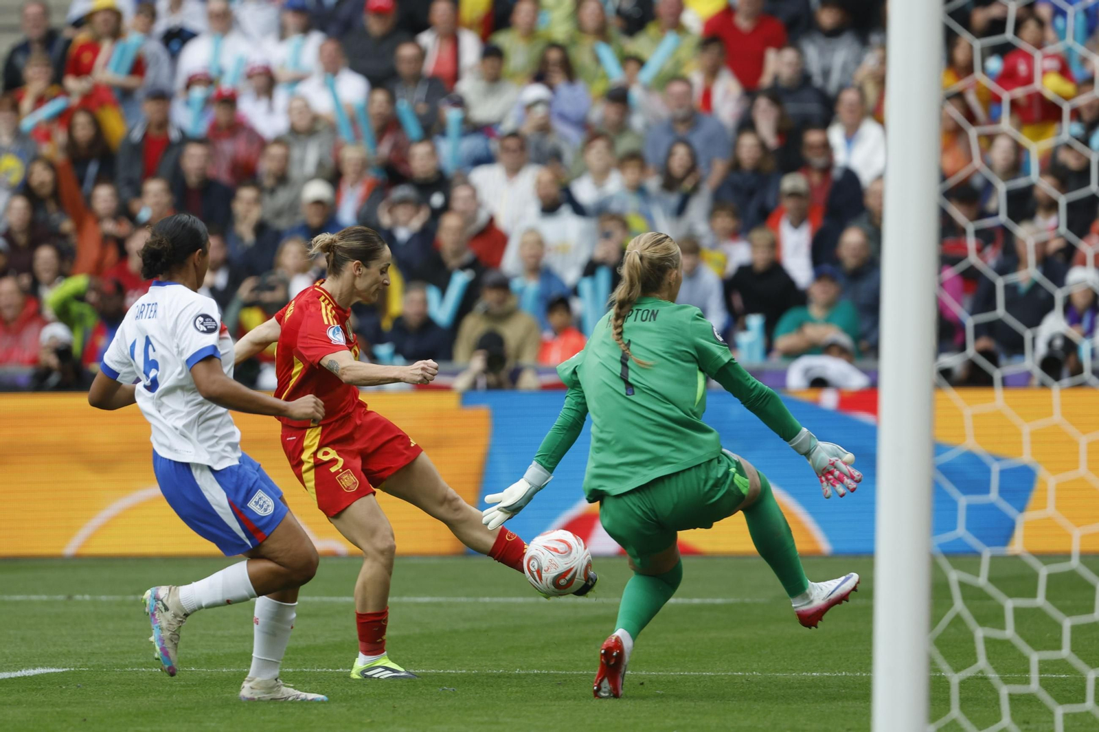 Las mejores imágenes de la final España - Inglaterra de la Eurocopa femenina