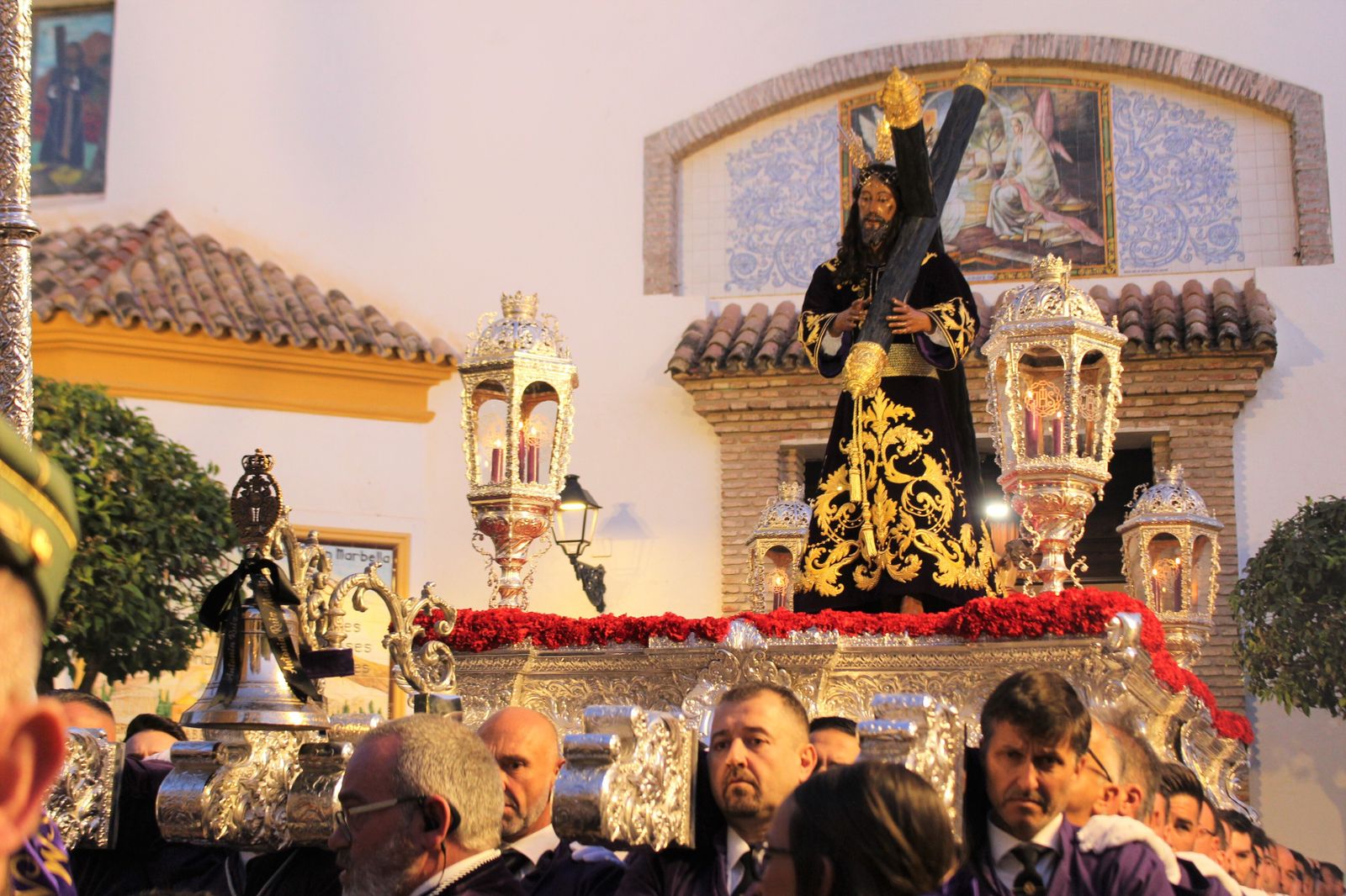 El trono de Nuestro Padre Jesús Nazareno.