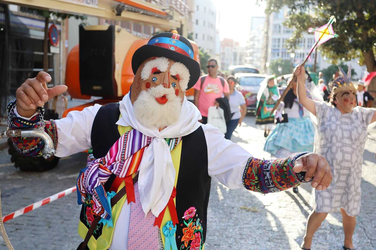 Imágenes de la cabalgata del Carnaval Colombino 2024
