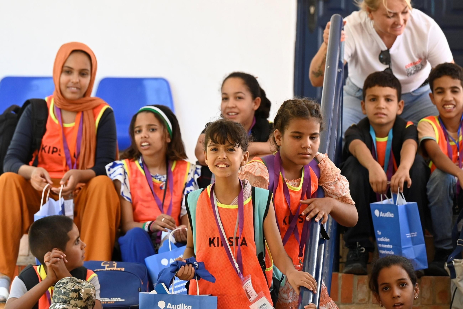 La llegada de los niños saharauis a Córdoba, en imágenes