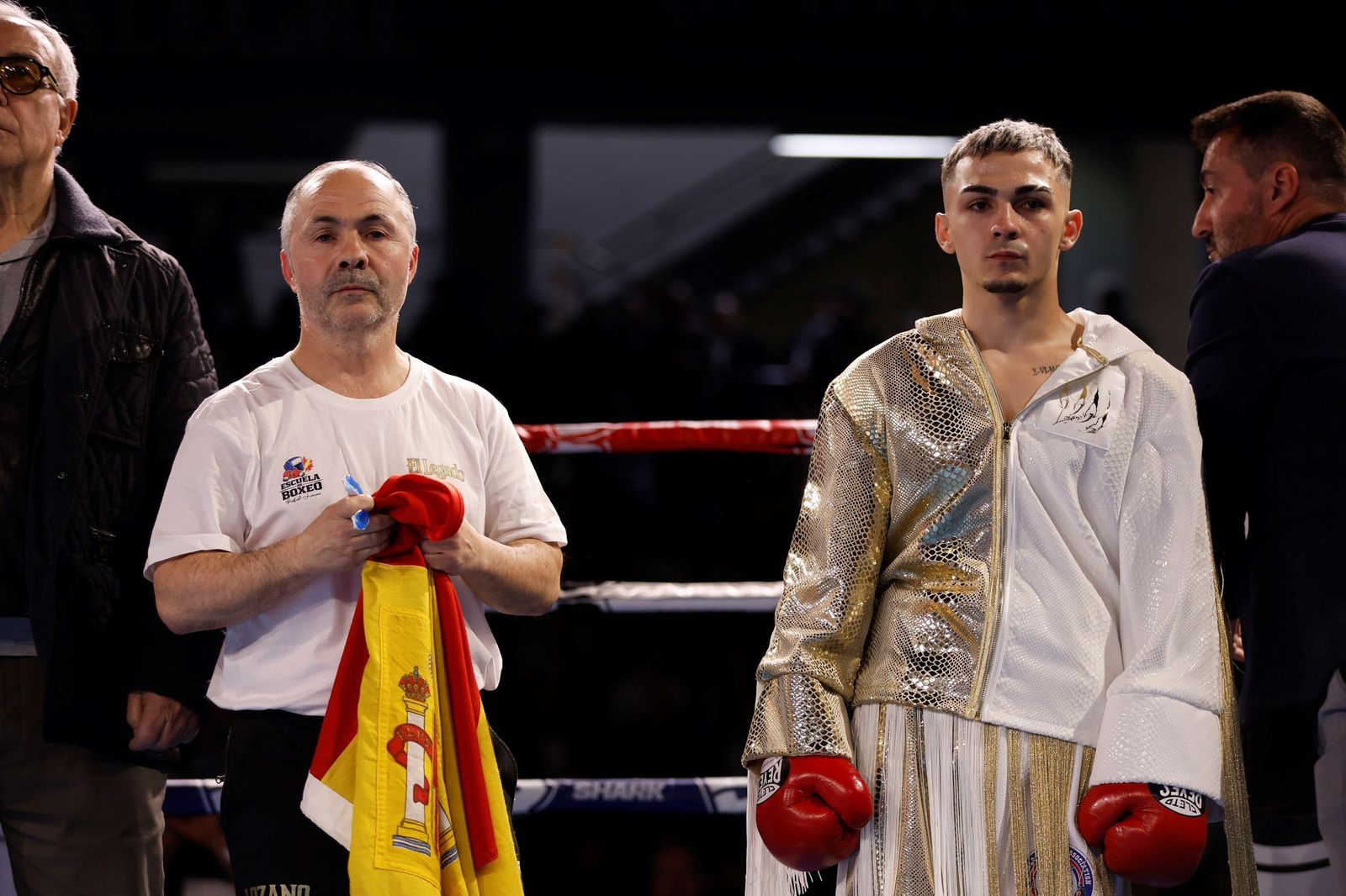 Las mejores fotos del debut profesional de Rafa Lozano Jr. ante Kervin Romero