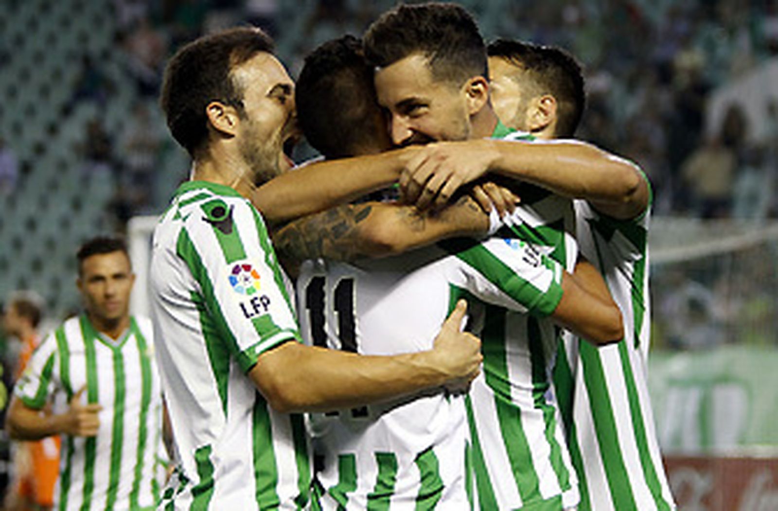 Al son del fútbol de Matilla y Kadir (2-0)