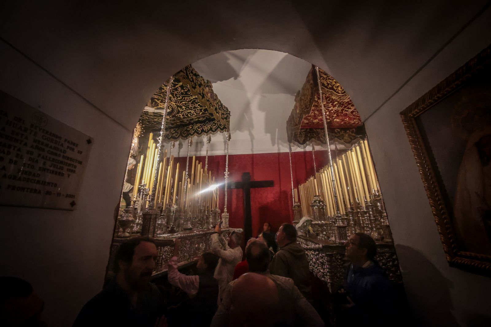 Imágenes de la visita a los templos tras el aplazamiento de la Magna Mariana de Jerez