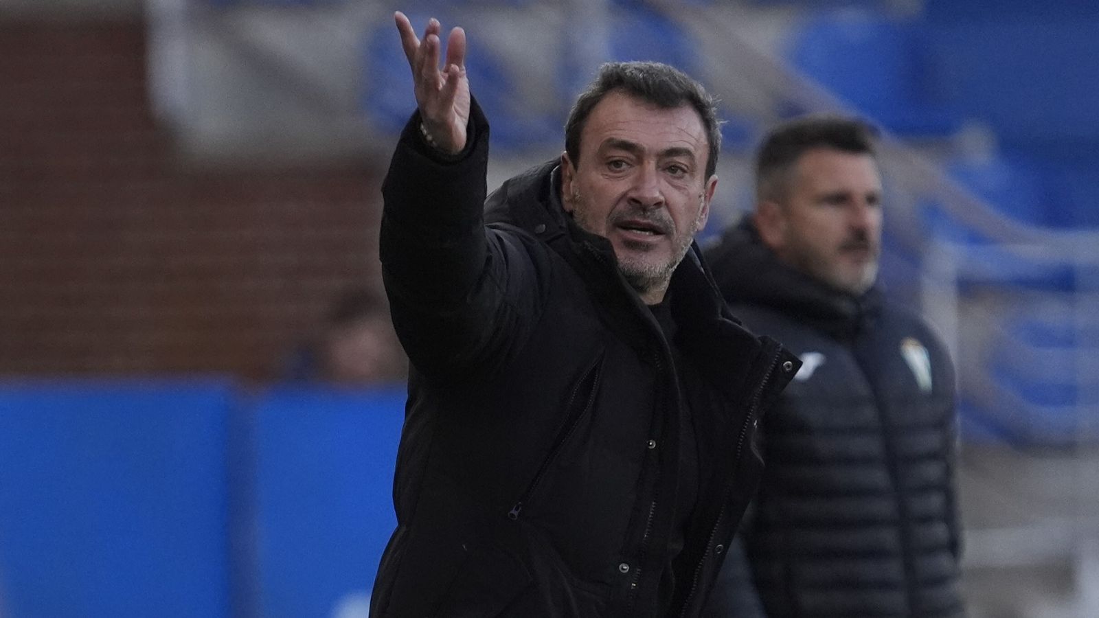 Jesús Galván, el ya exentrenador del Mirandés.