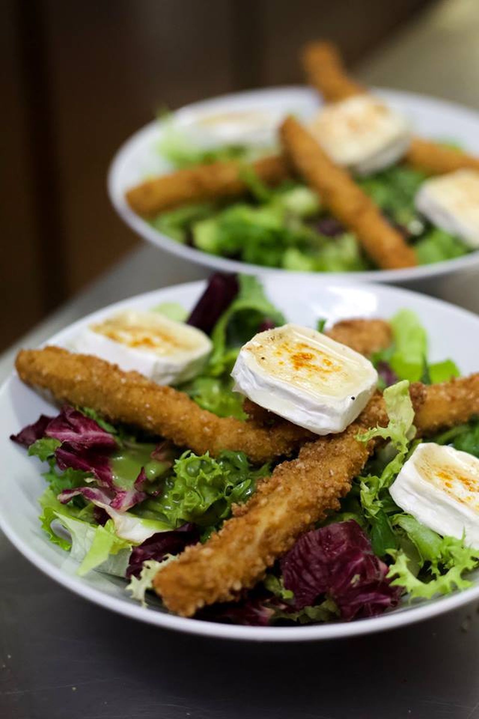 La ensalada de pollo crujiente de Sondemar.