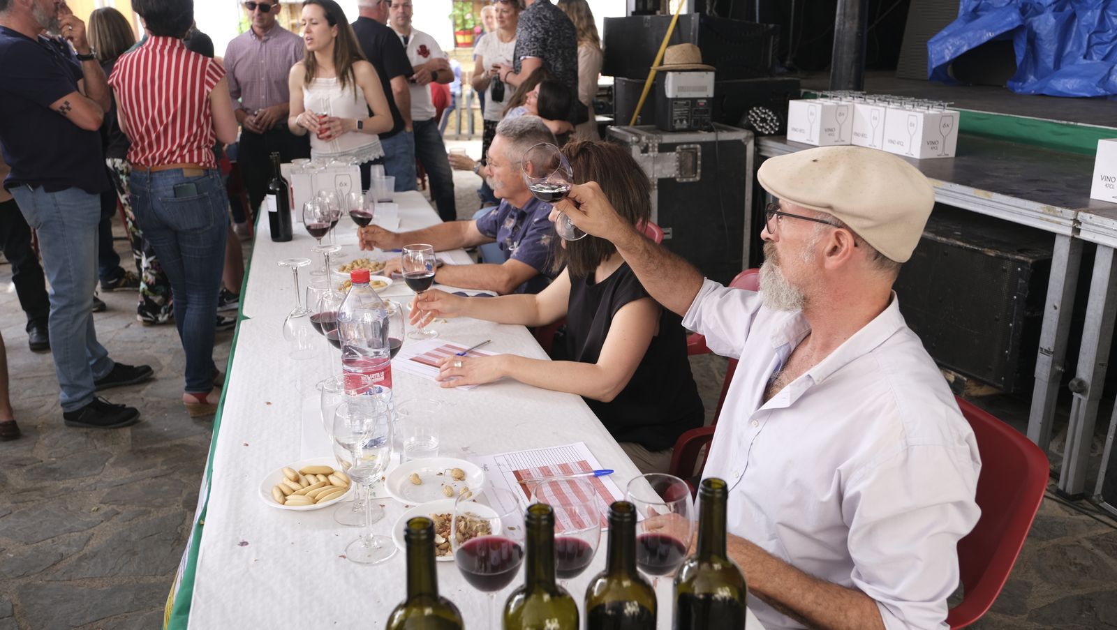 Imágenes del concurso de cata de vinos de las Fiestas de Abrucena 2022