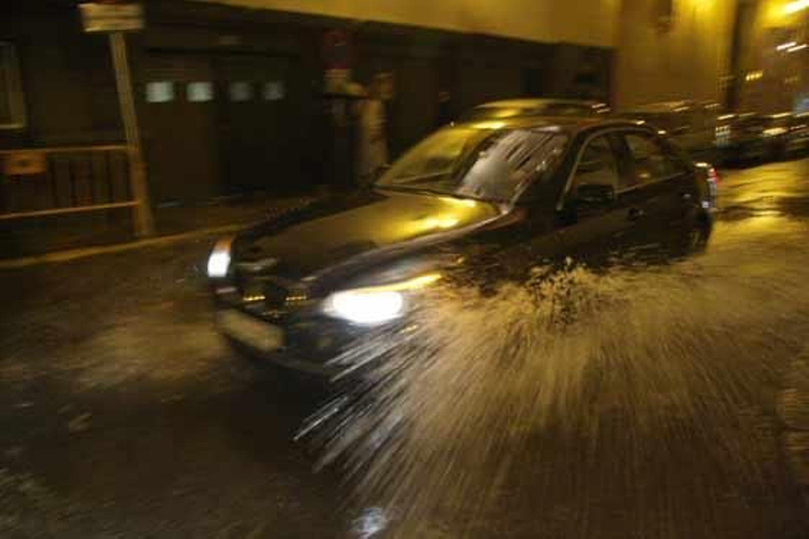 Evitar los charcos era a veces misión imposible.

Foto: Victoria Hidalgo