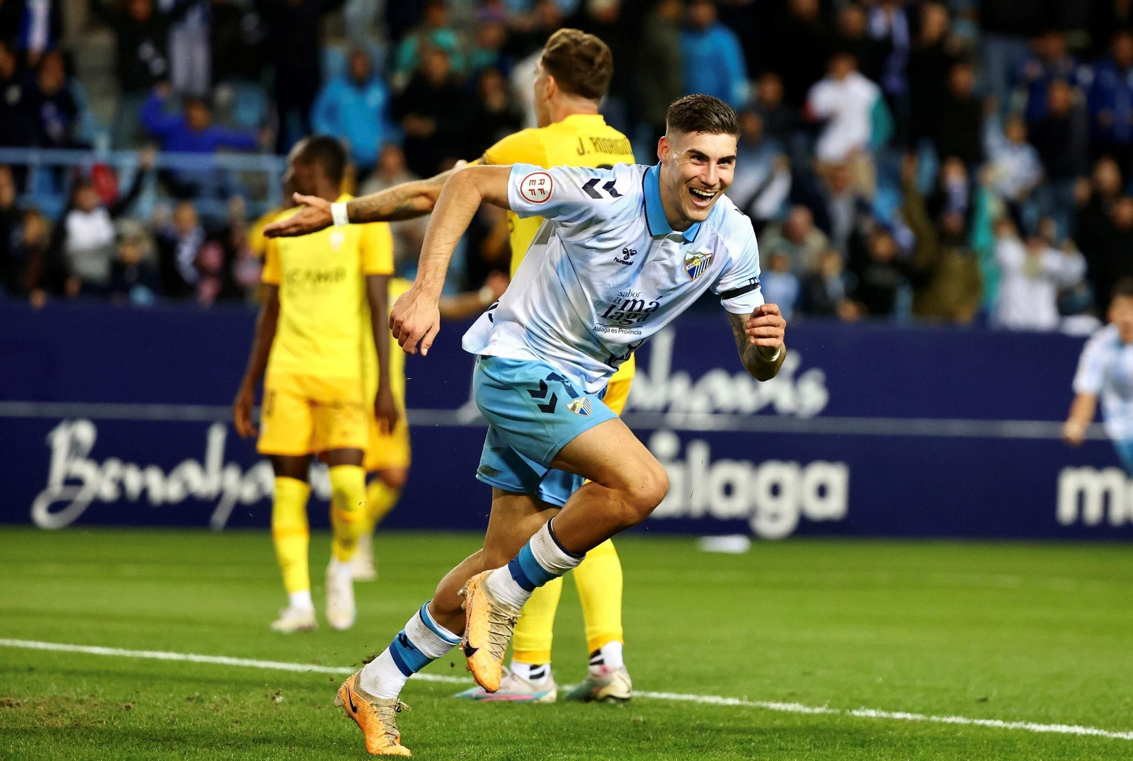 Roberto, su paso por el Málaga CF en fotos