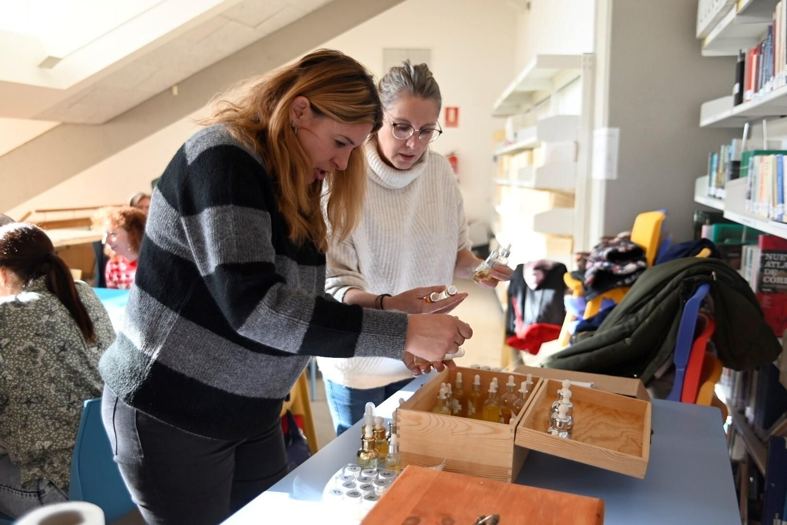 El taller 'Perfumes de la antigua Roma' del Museo Arqueológico de Córdoba, en imágenes