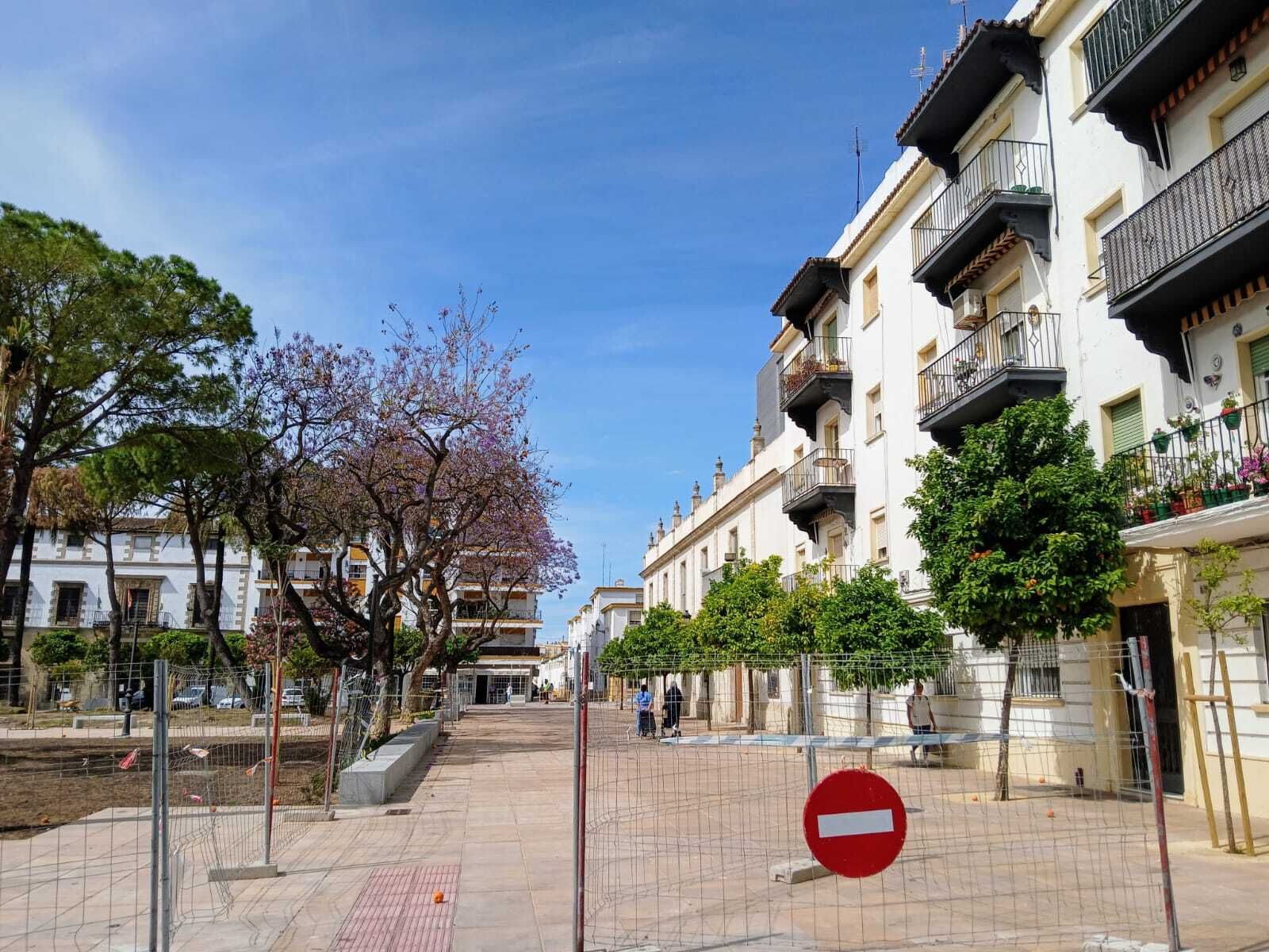 Las imágenes de la reforma de la plaza de El Polvorista, en El Puerto de Santa María