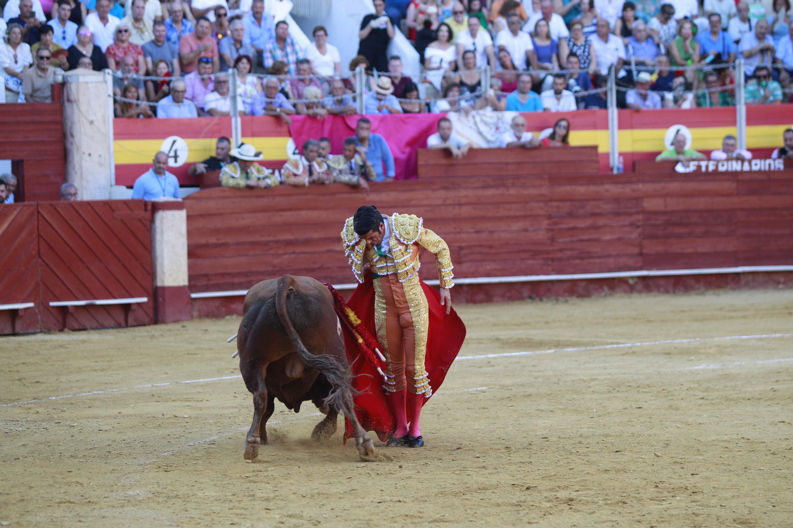 Triunfo del diestro Emilio de Justo en la Corrida de Toros de la Feria de Almería 2023