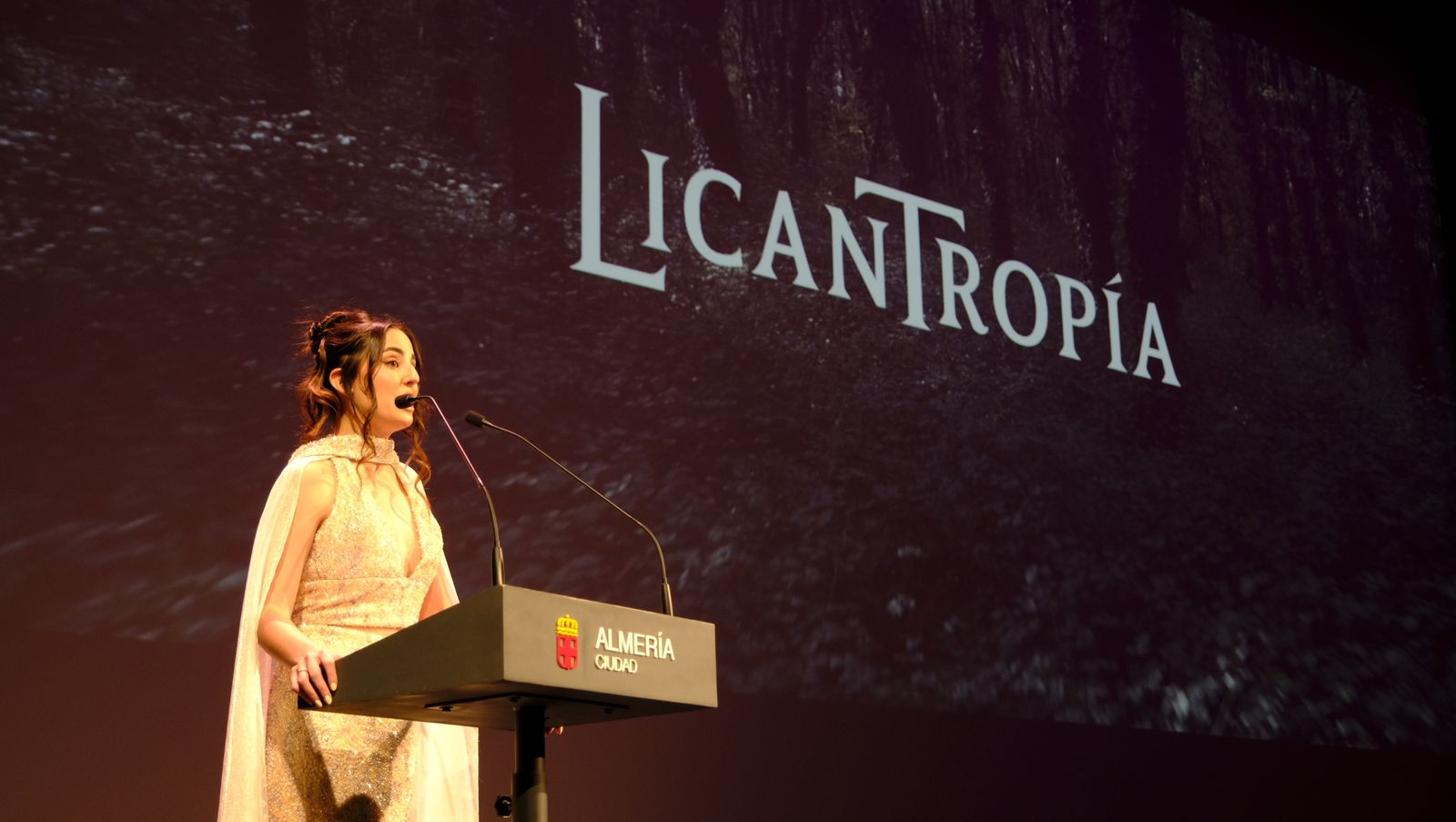 Imágenes del estreno en Almería de la película Licantropía