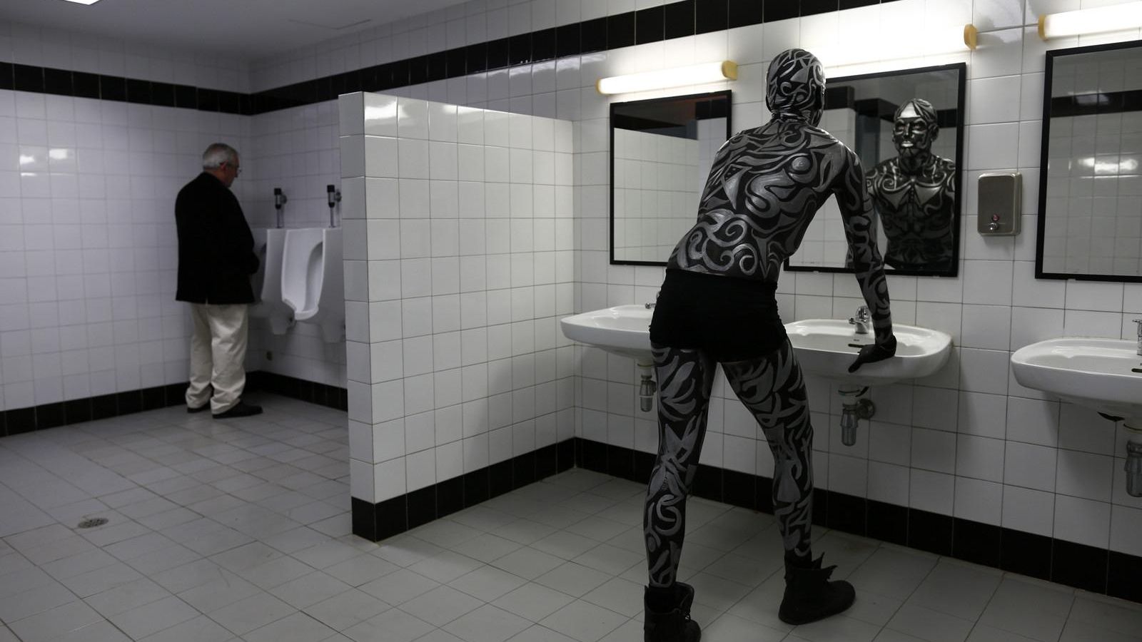 Los reflejos son como un calambre que surge en el cerebro para enviar sangre urgentemente al corazón y despertar a los cinco sentidos. /MARCELO DEL POZO