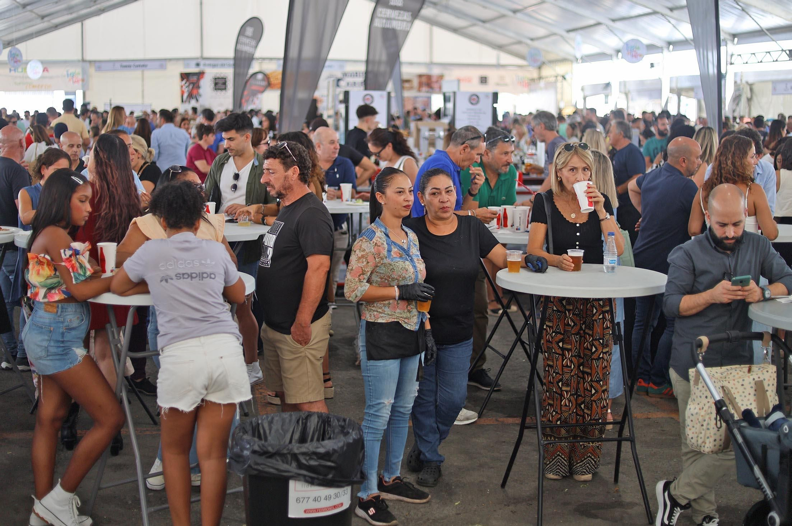 Imágenes de la Feria de la Tapa de Huelva en la mañana del domingo