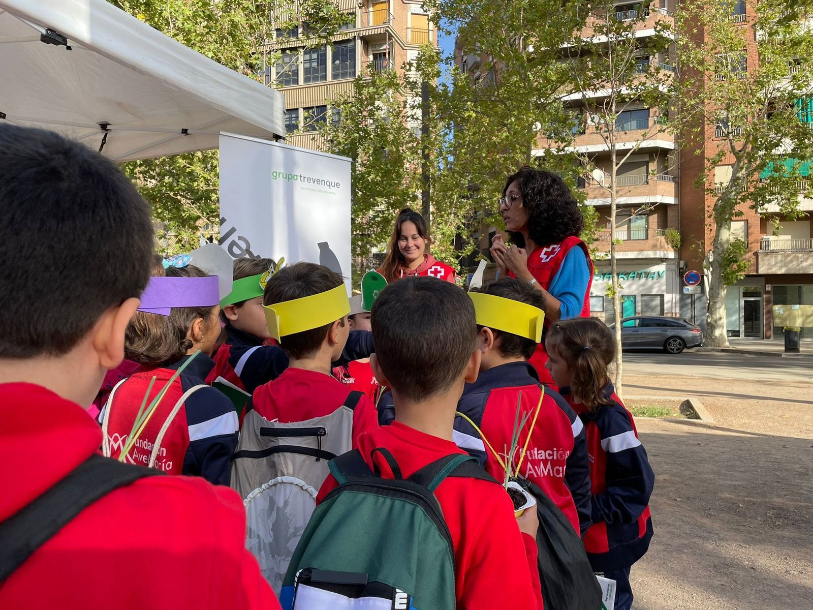Cruz Roja celebra el Día de la Banderita en Granada sin huchas y por el Medio Ambiente