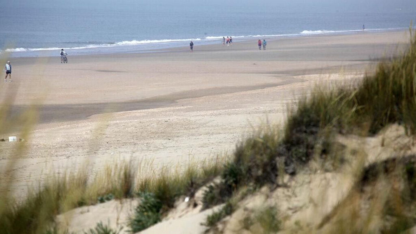 Darse un chapuzón en las playas de Huelva