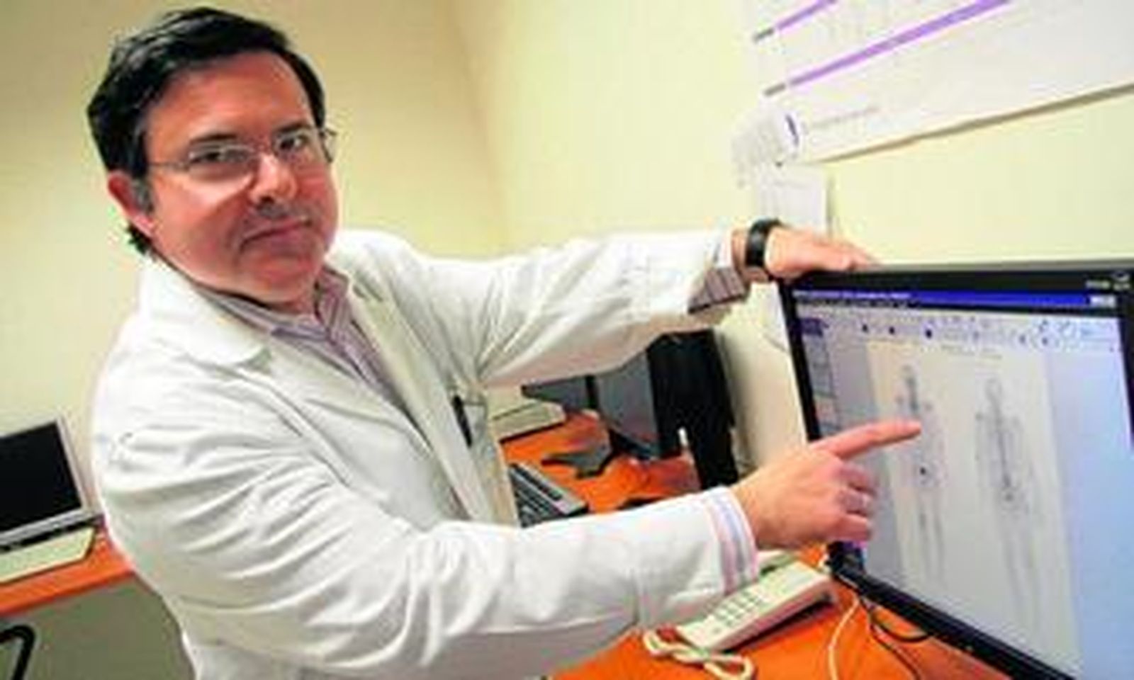 Jiménez-Hoyuela dirige el área de Medicina Nuclear del Hospital Clínico.