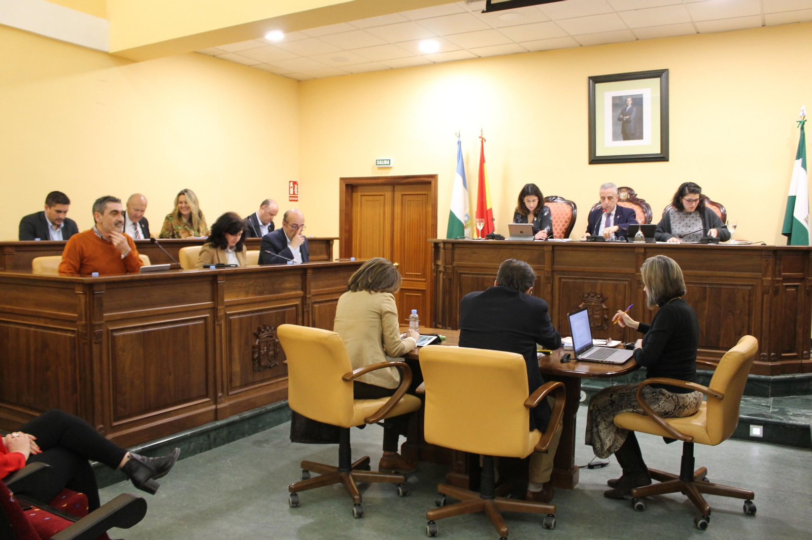 Bancada socialista en un Pleno reciente del Ayuntamiento de Lucena