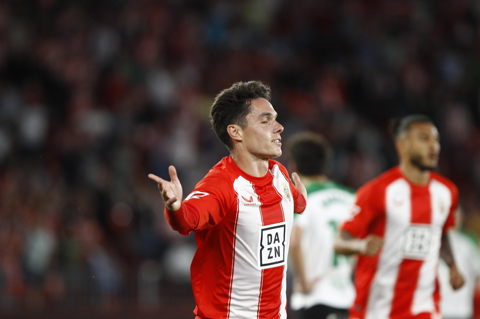 U.D. Almería-Racing de Santander, en imágenes