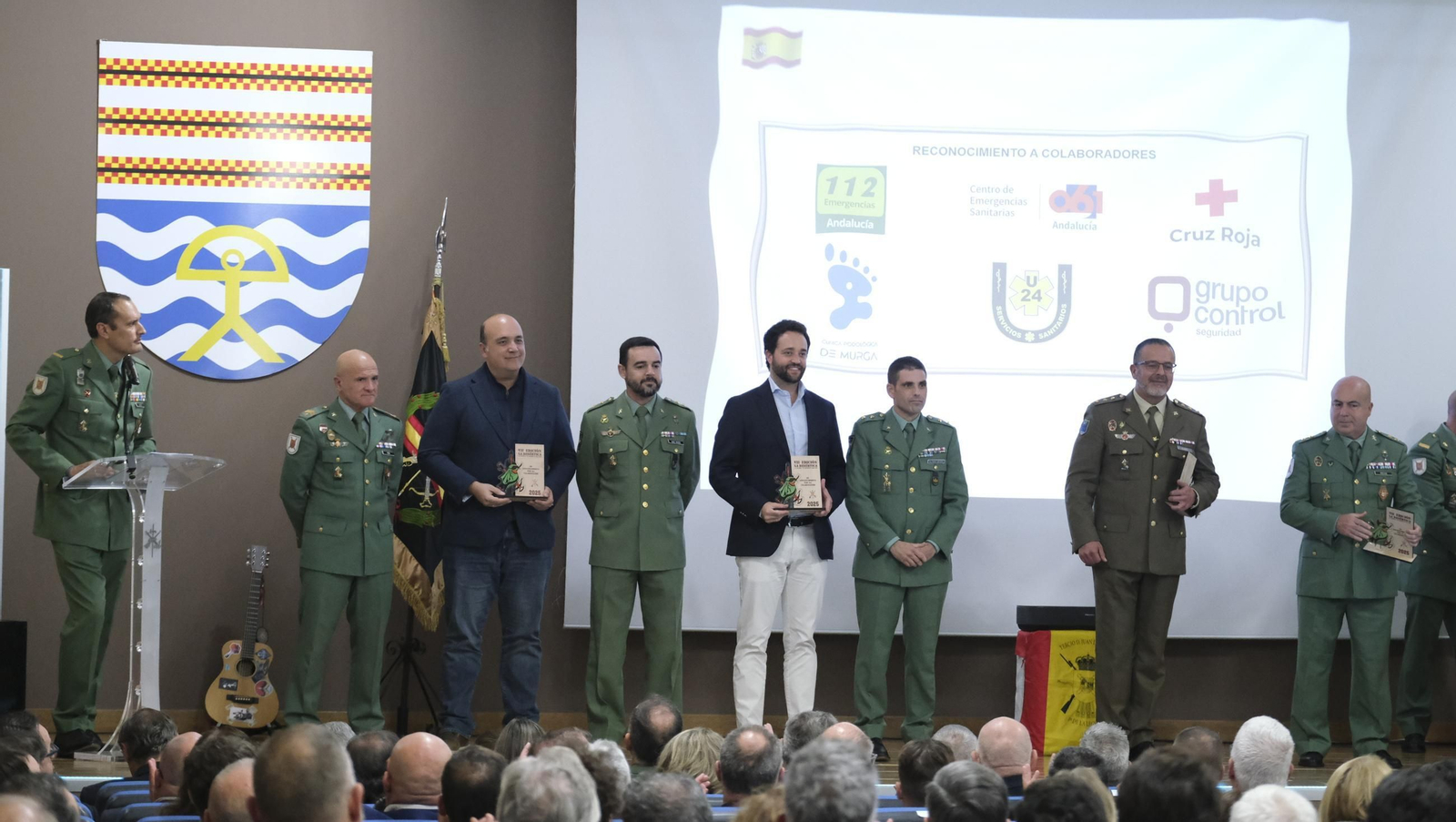 La Legión Española rinde tributo a los 'desérticos' en su gala, en imágenes