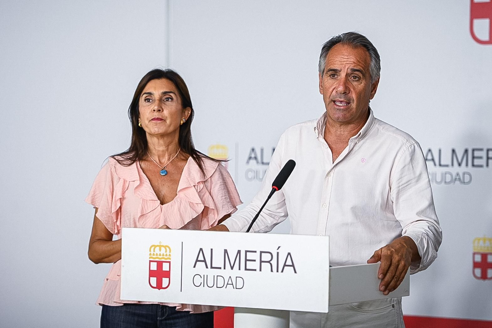 Sacra Sánchez y Juanjo Segura.