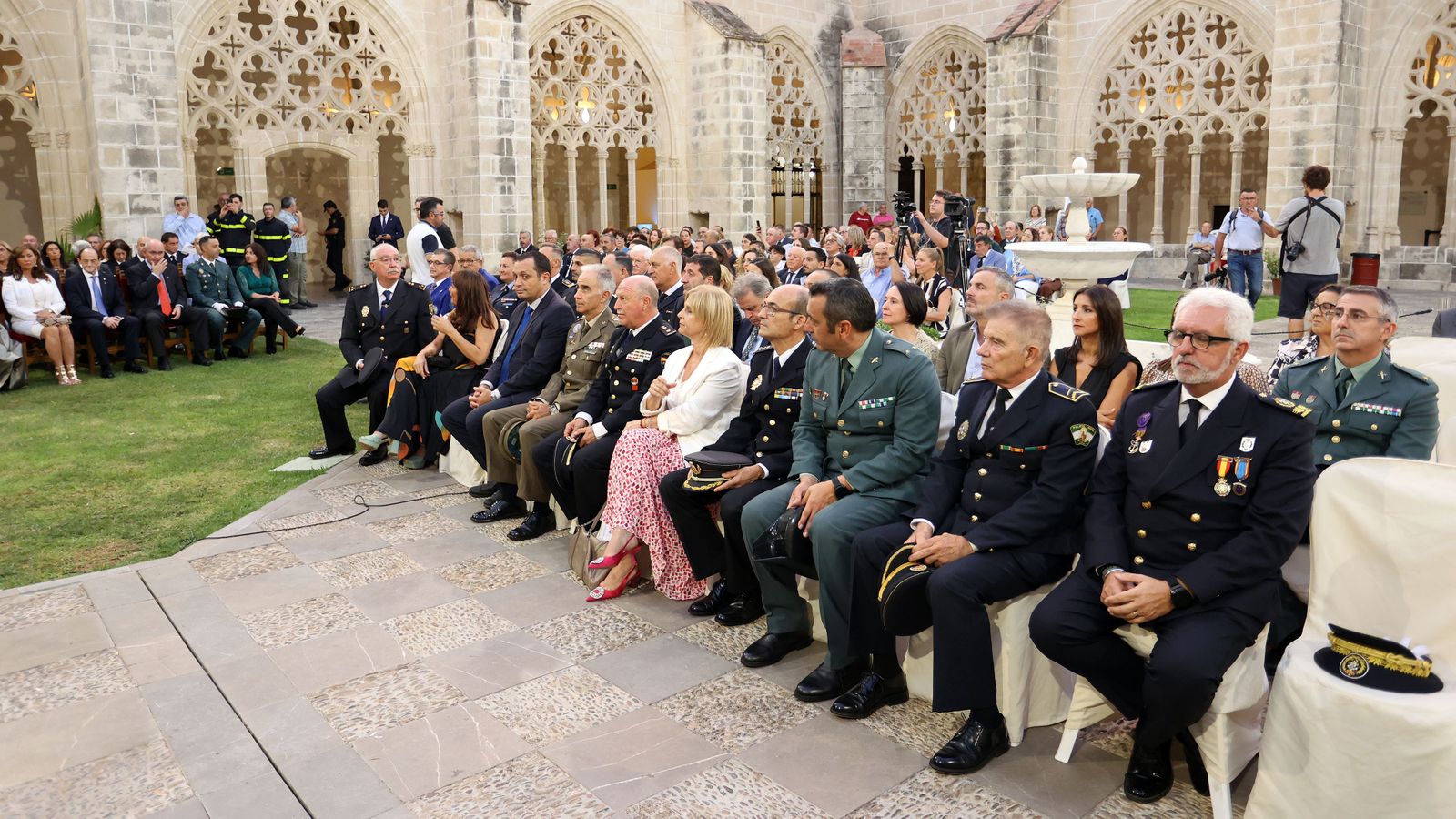 Entrega de medallas de la Asociación Santo Ángel de la Policía Nacional de Jerez