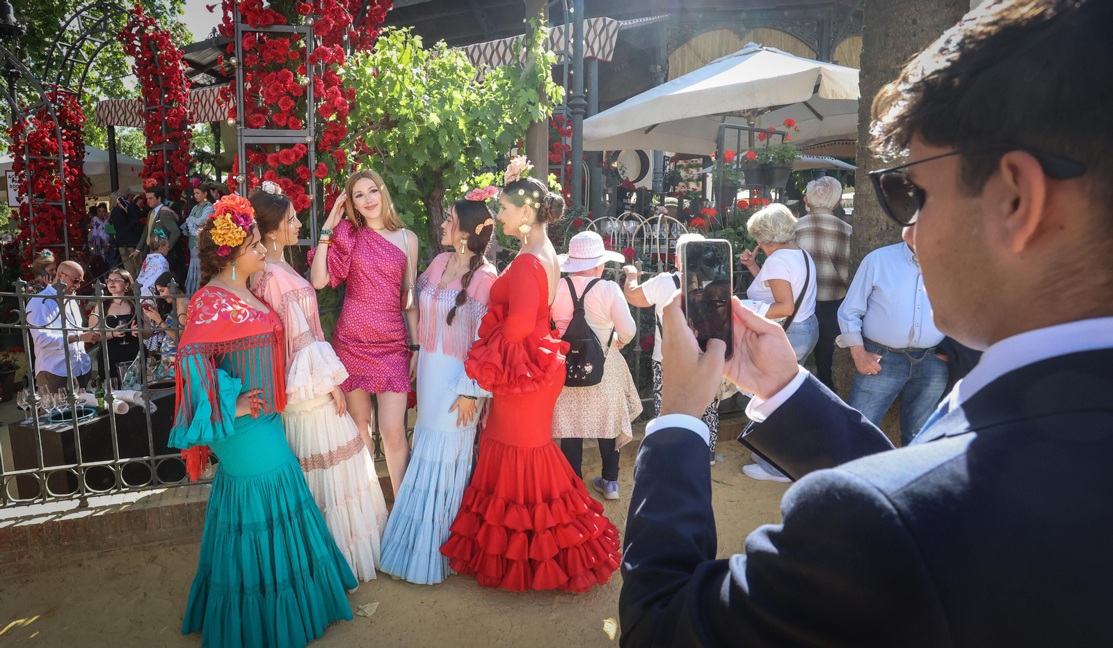 Imágenes del ambiente el domingo en la Feria de Jerez 2024