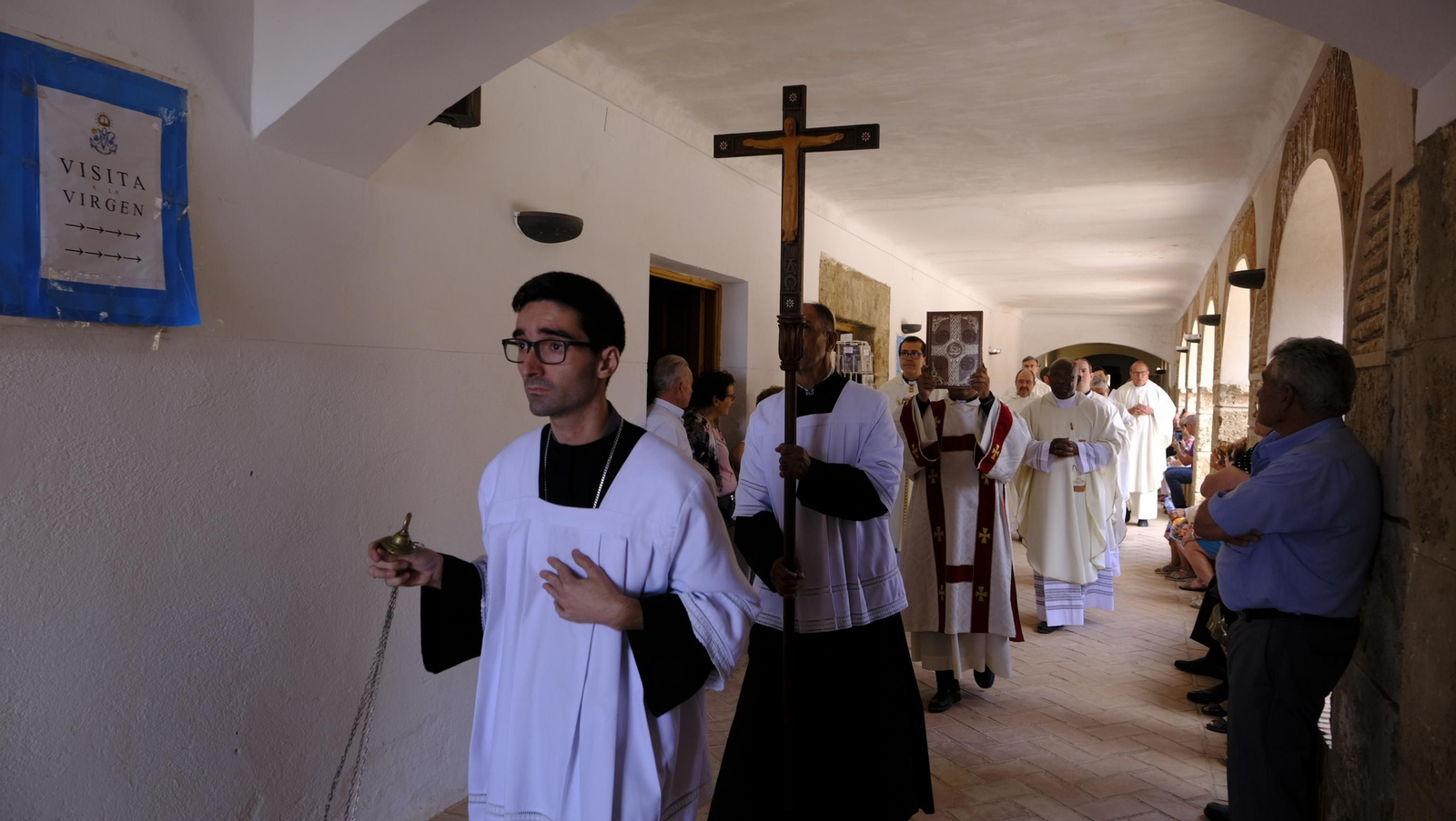 La Virgen del Saliente es venerada por los fieles en su Santuario