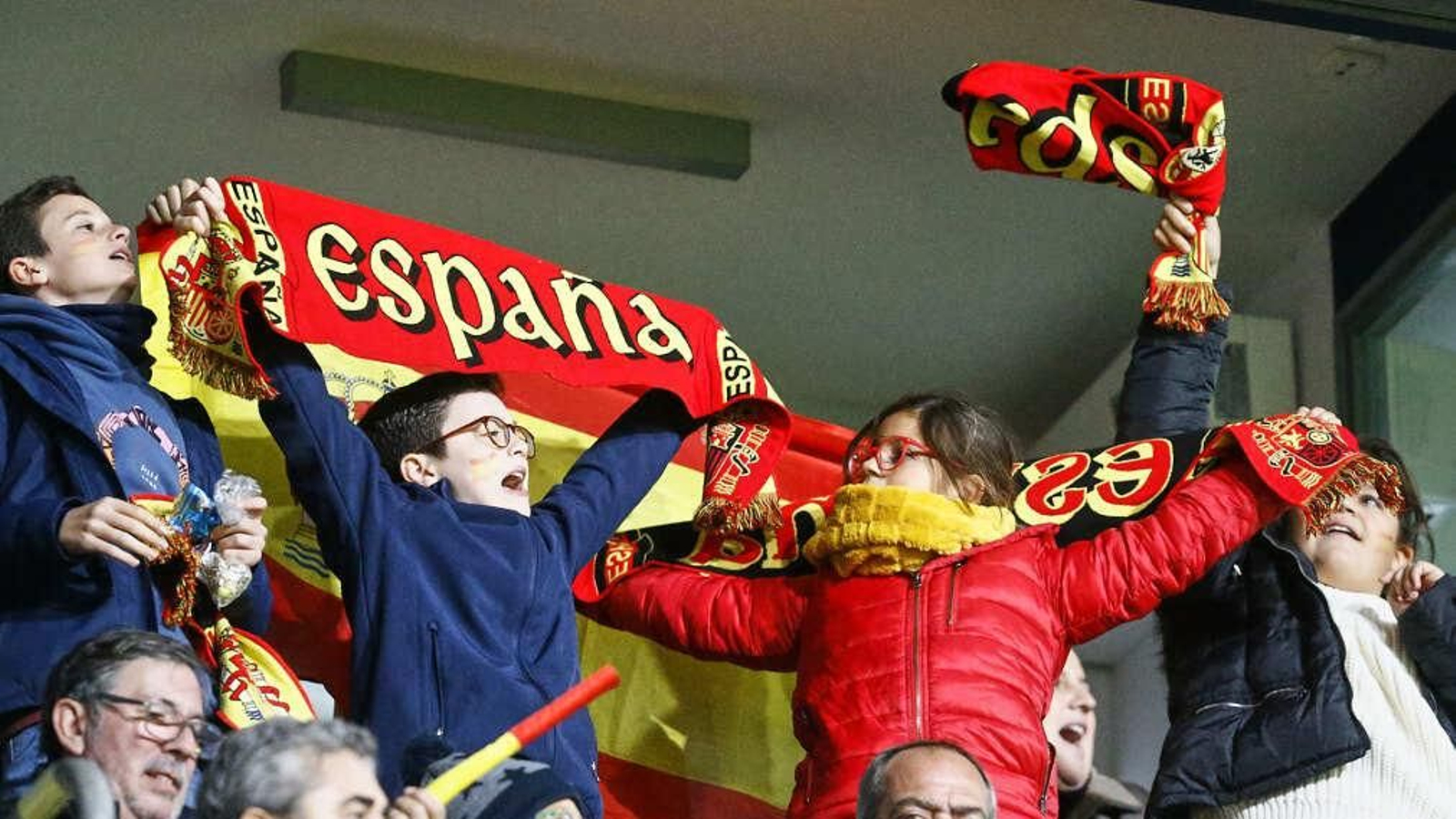 Las imágenes del España-Malta en Cádiz