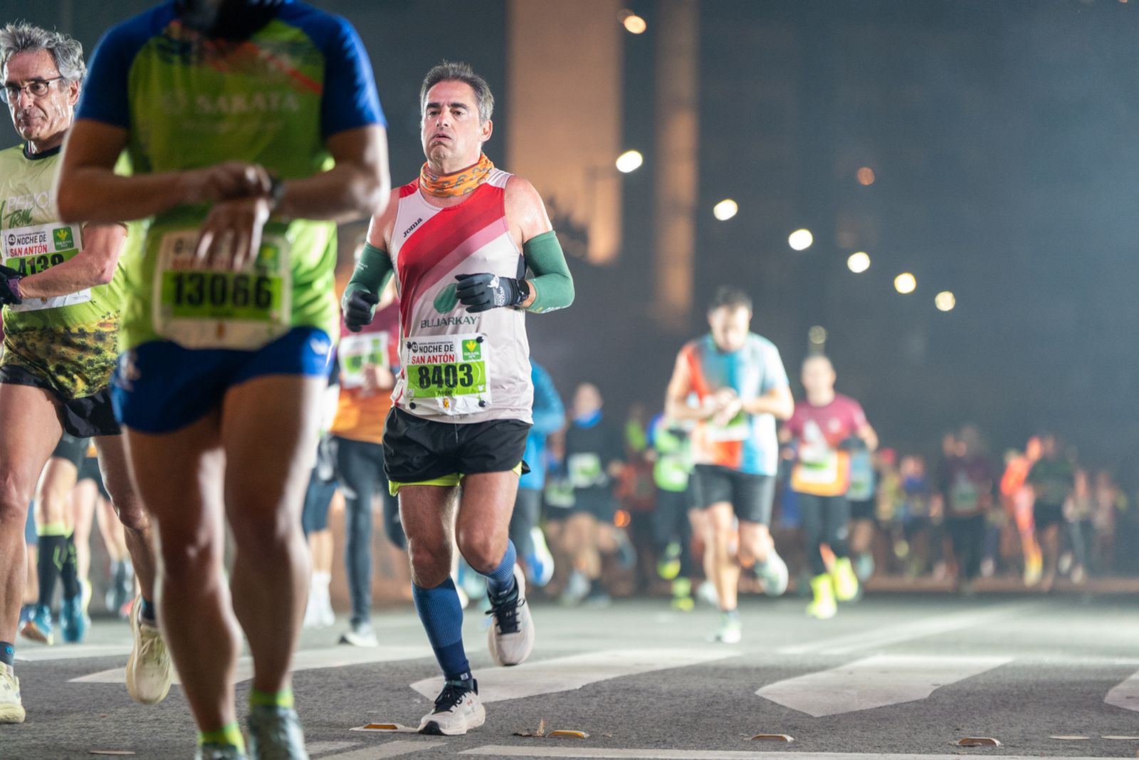 En imágenes: búscate en tu llegada a meta de la Carrera de San Antón 2026 (8)