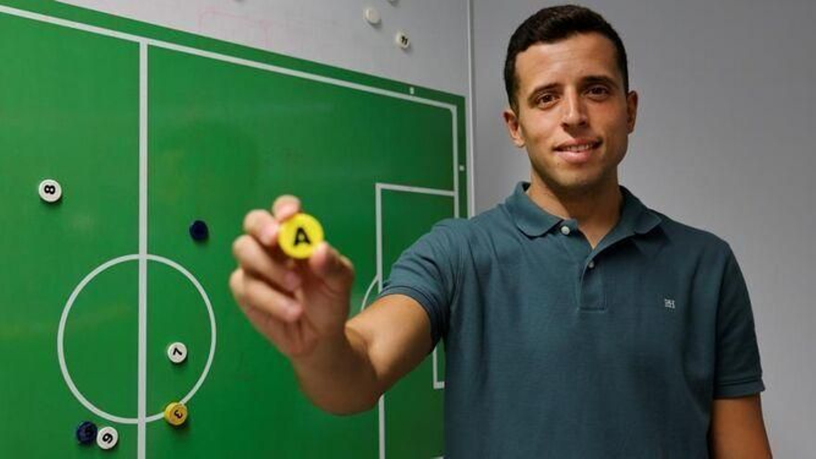 García Verdura, colegiado del encuentro del sábado en el Nuevo Mirandilla