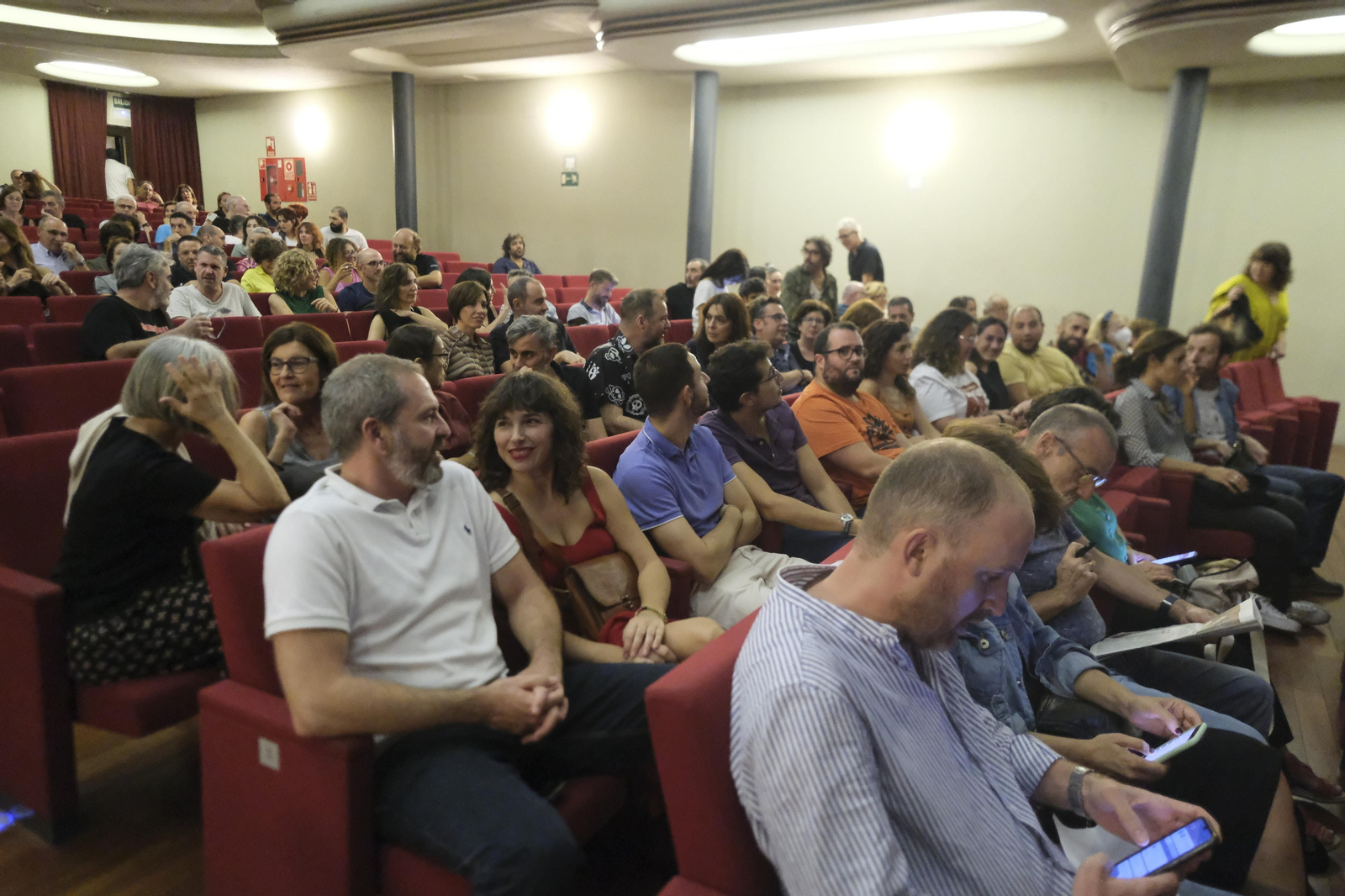 La actuación de Lagartija Nick en Cosmopoética, en imágenes.