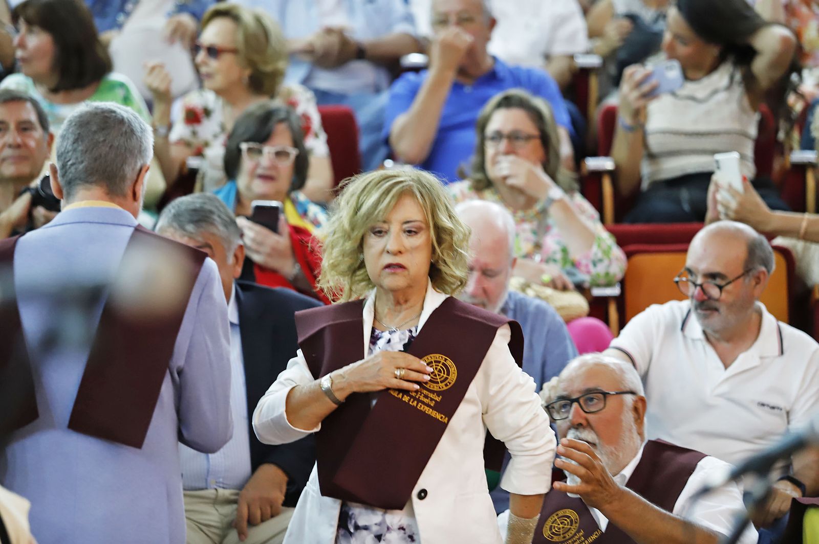 Imágenes de la clausura del curso académico 2022-2023 del Aula de la Experiencia en la Universidad de Huelva