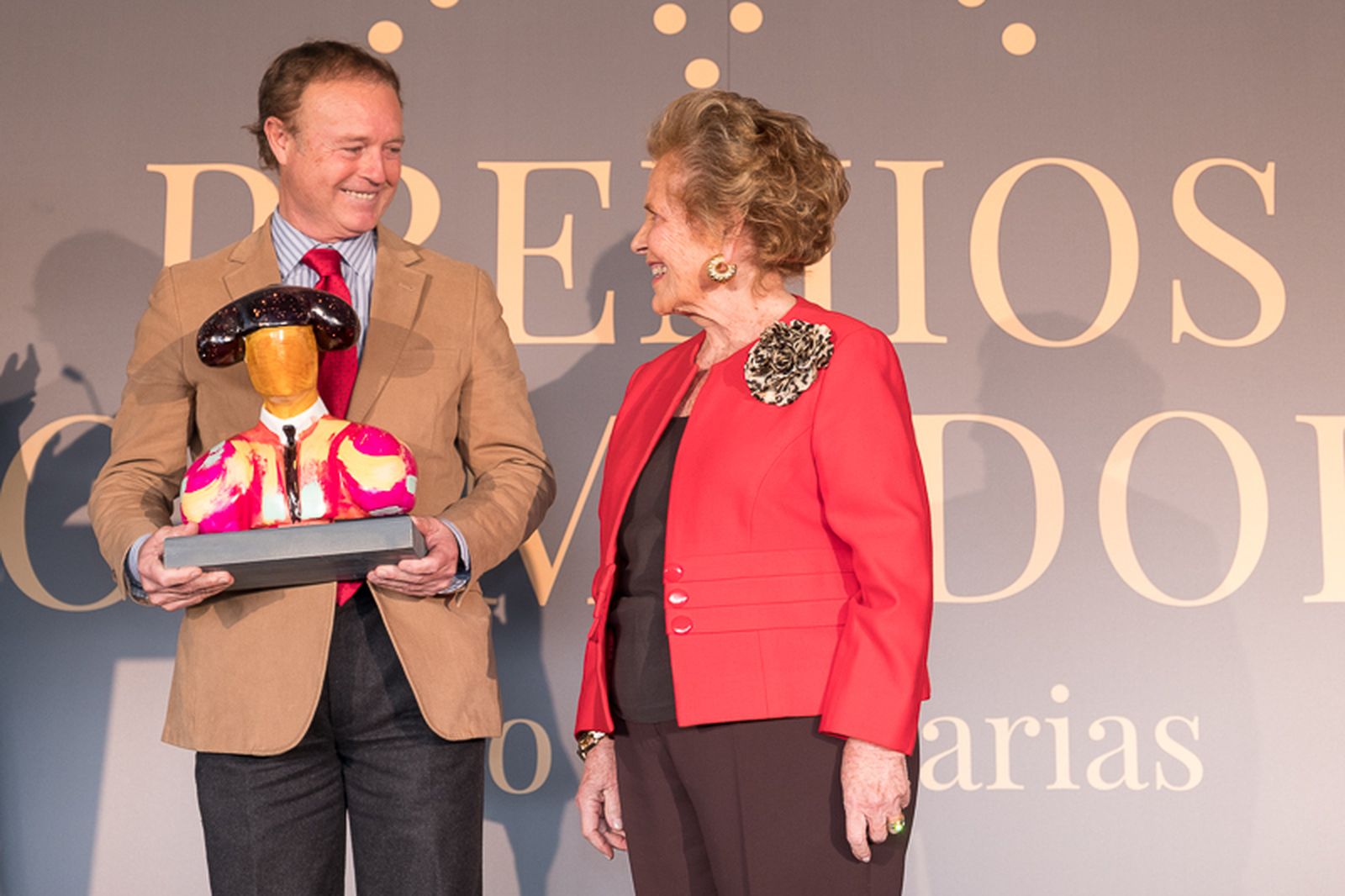 El maestro Pepe Luis Vázquez recibió el 'Premio a la naturalidad'.