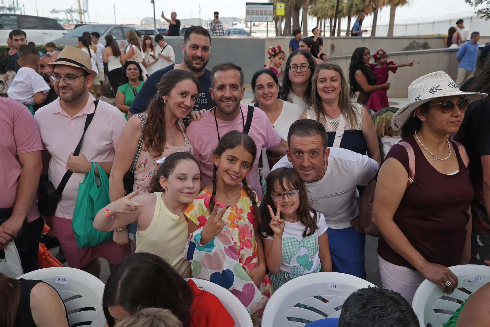 Búscate en las fotos de la cabalgata de la Feria Real de Algeciras 2025