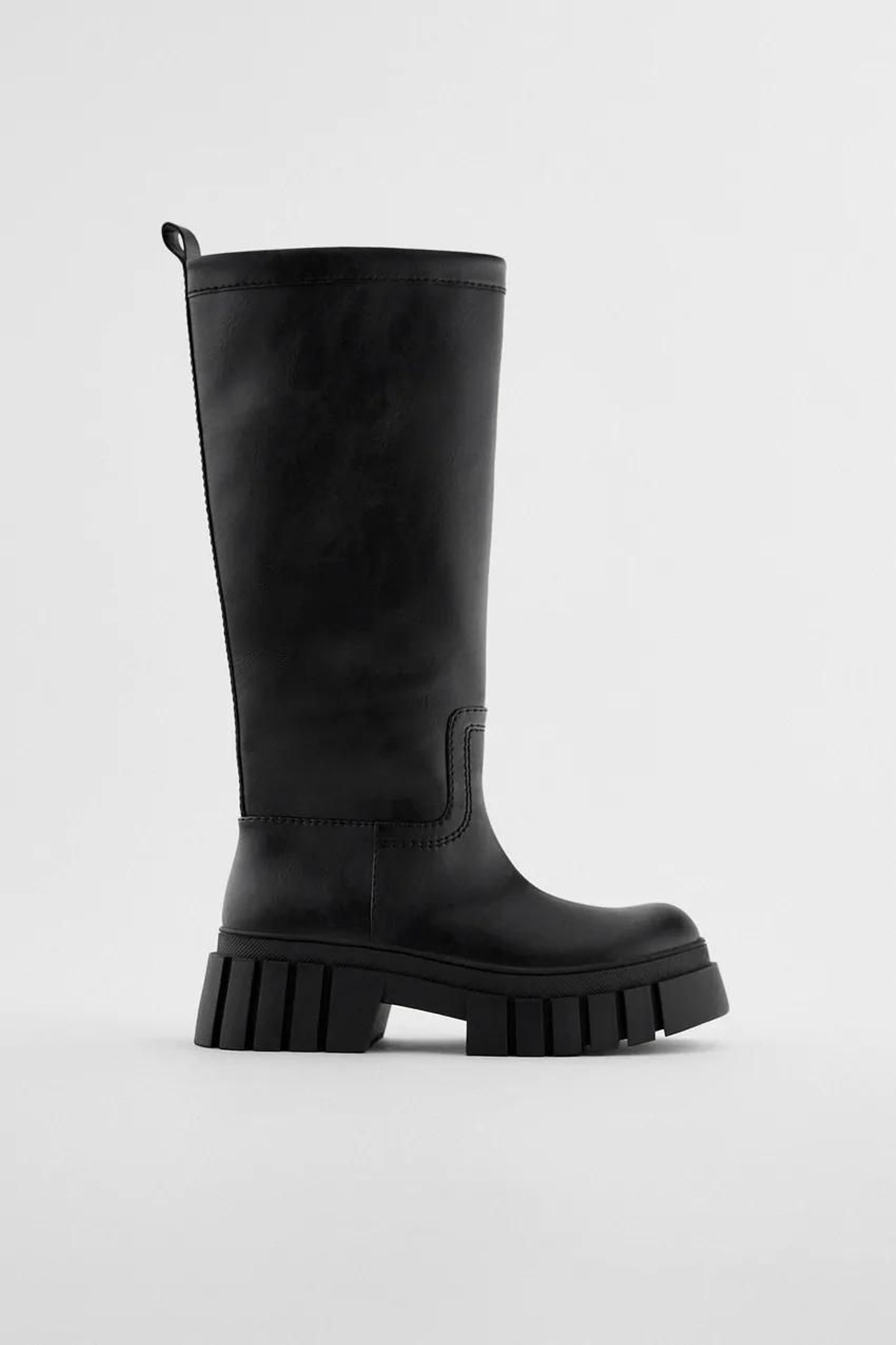 Las botas que vas a querer llevar todos los días y con todos tus 'looks'