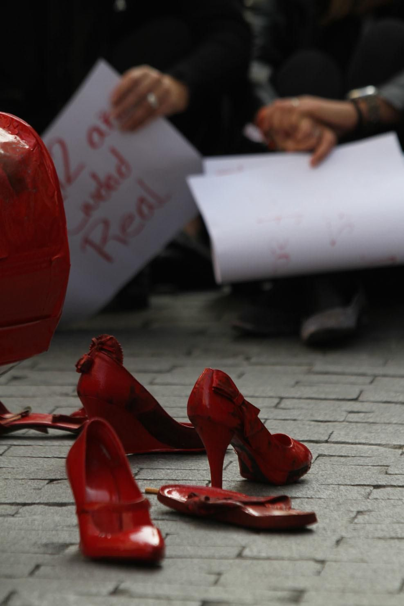 Lectura de manifiesto de violencia contra la mujer