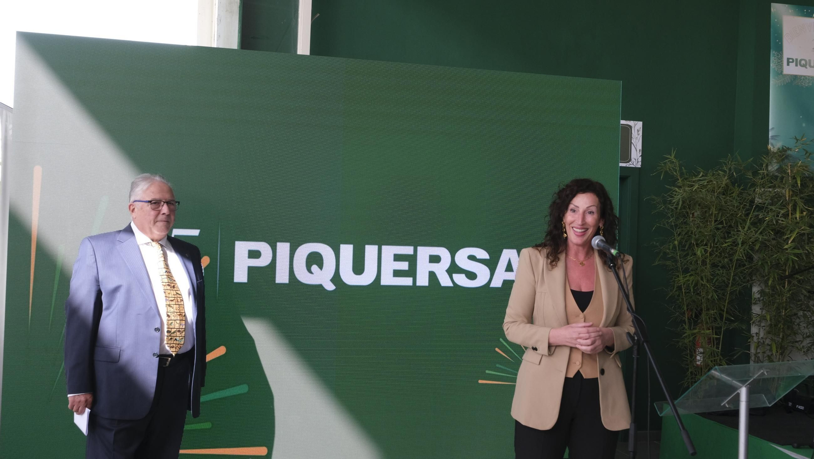 La fiesta del 25 aniversario de la empresa almeriense Piquersa, en imágenes