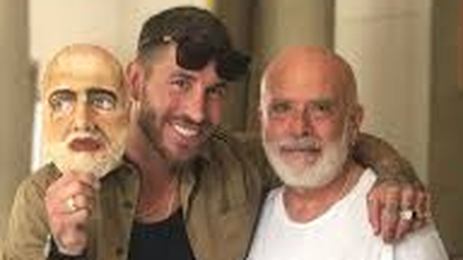 Sergio ramos con el artista Francesco Clemente