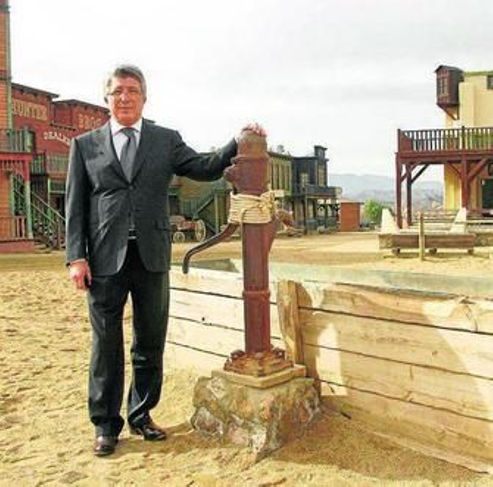 Estrellas del celuloide bañan de oro la historia del Festival