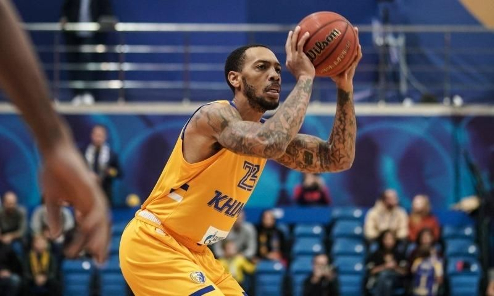 Las fotos de la carrera de Malcolm Thomas, un trotamundos del baloncesto