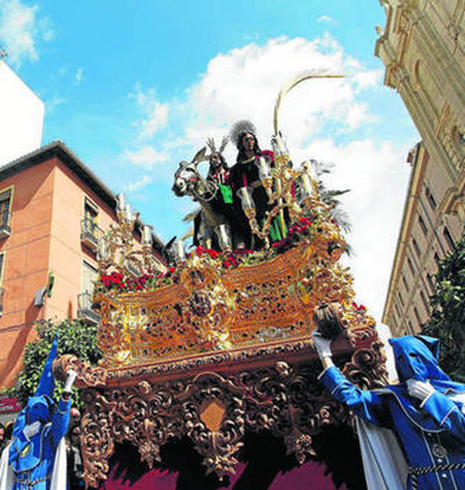 Jesús en su entrada en Jerusalén, tras su salida del templo.