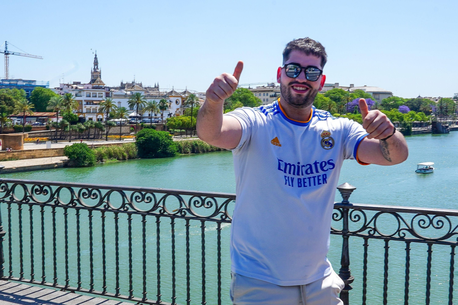 Las fotos de aficionados de Real Madrid y Osasuna el día de la final de Copa en Sevilla