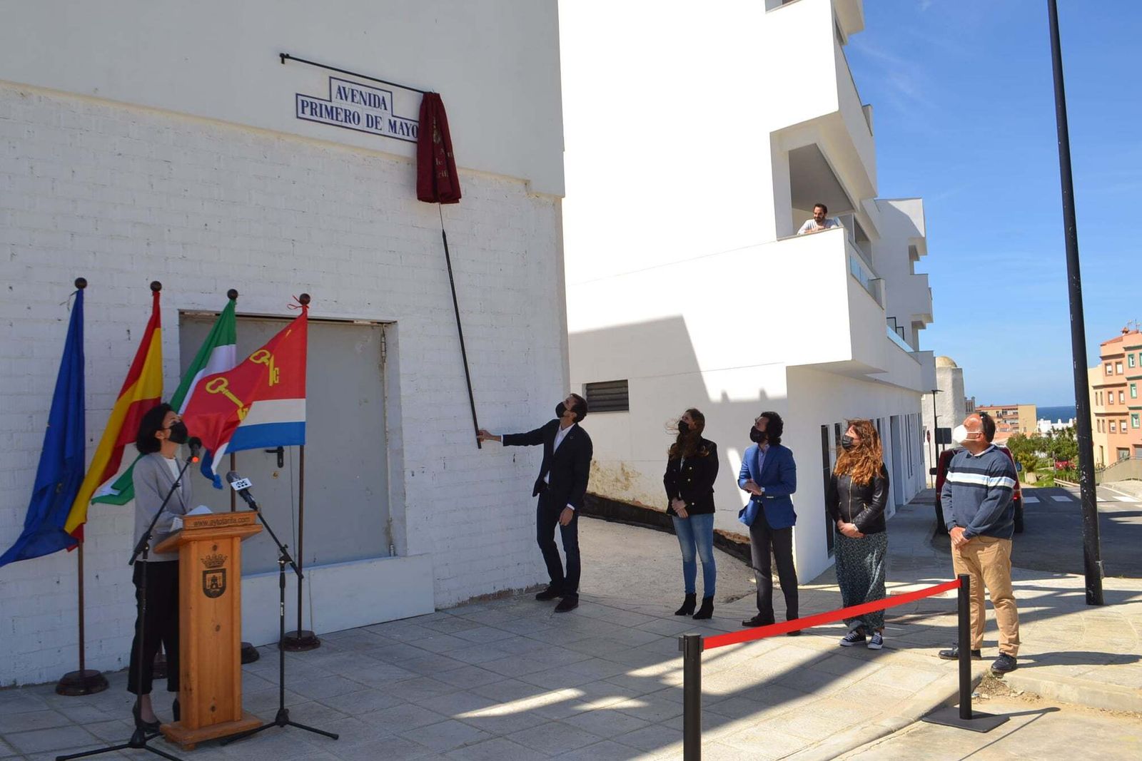 La inauguración de la avenida Primero de mayo en Tarifa.