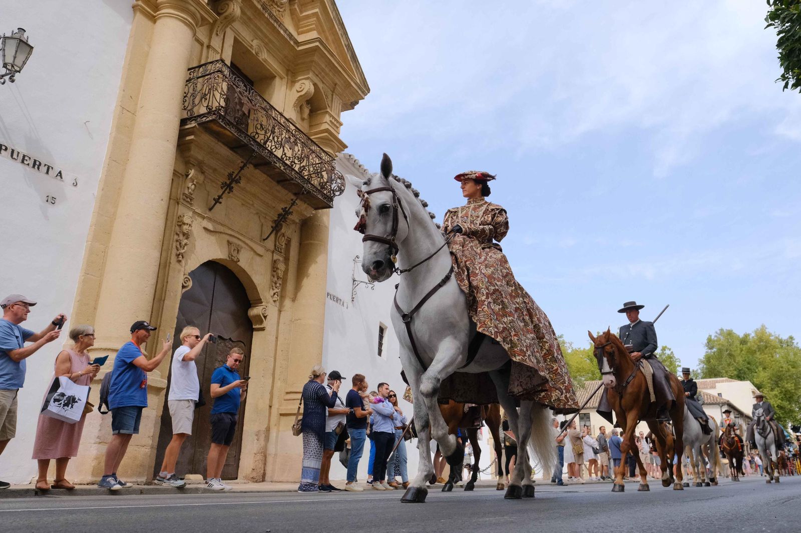 Sábado de Goyesca (sin Goyesca) en imágenes