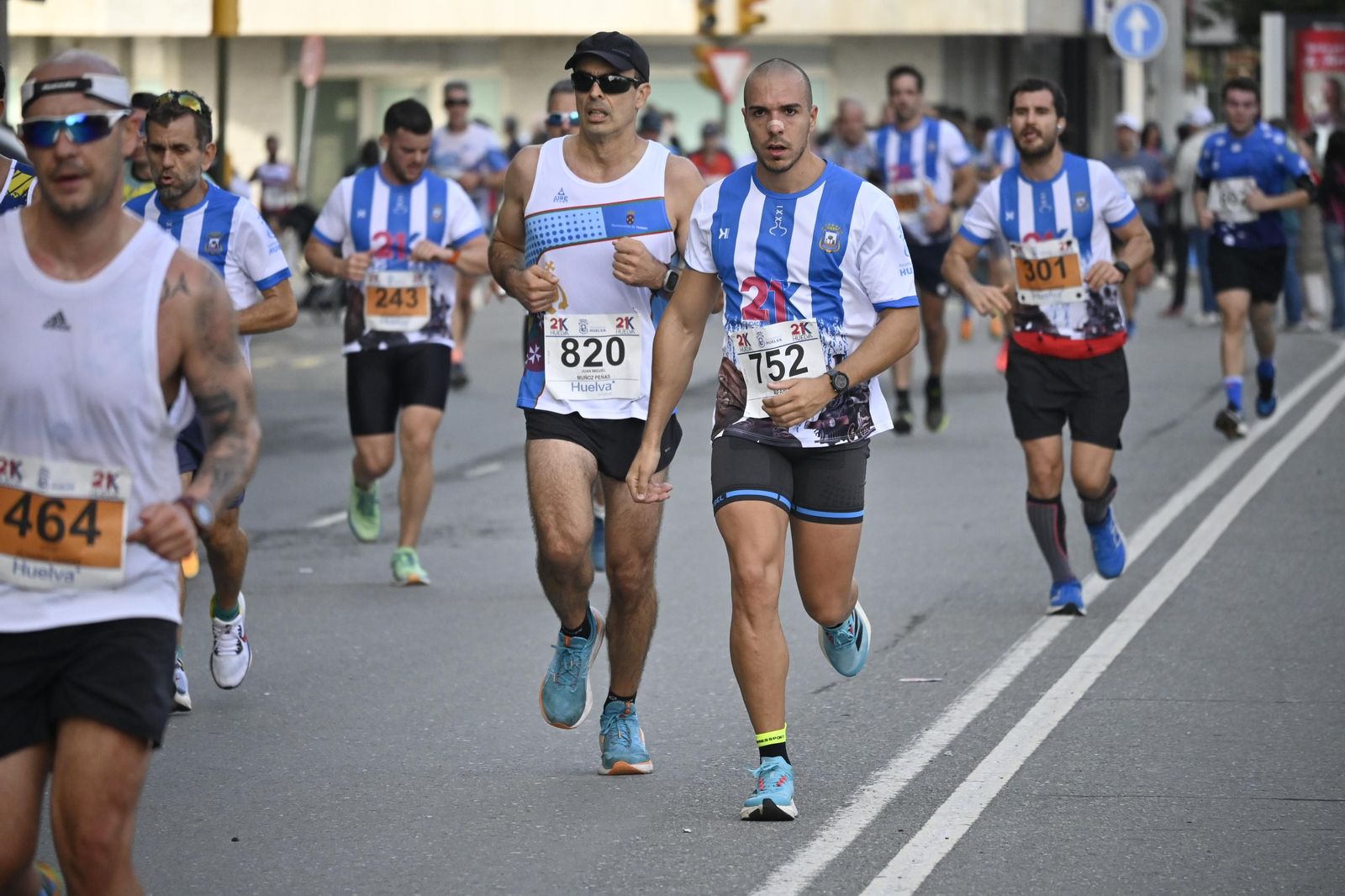 Imágenes de la Carrera 21K en Huelva